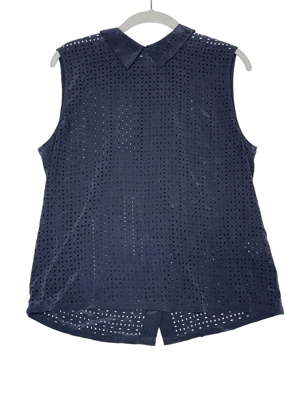 Equipment Blouse Womens Medium Blue 100% Silk Sleeveless Cutout Button Front
